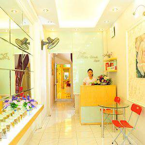 Thẩm mỹ Vân Trinh